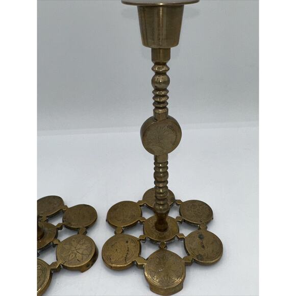VTG BRASS CANDLE HOLDERS Set 2 ENGRAVED FLORALS. 8" CANDLESTICKS Mantle Decor - Picture 4 of 6